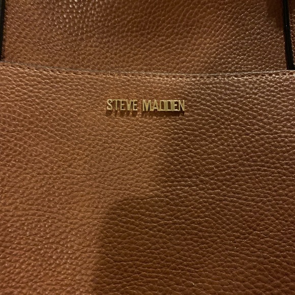 steve madden trevor tote